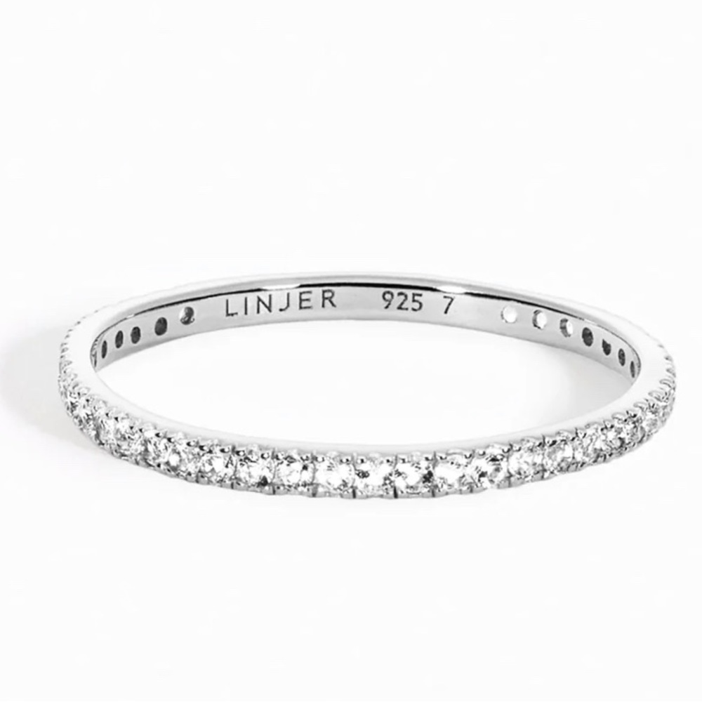 **SOLD** Linjer olivia eternity ring
